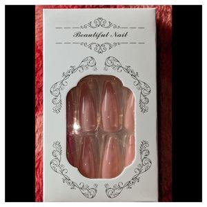Pale Pink Stiletto Fake Nails